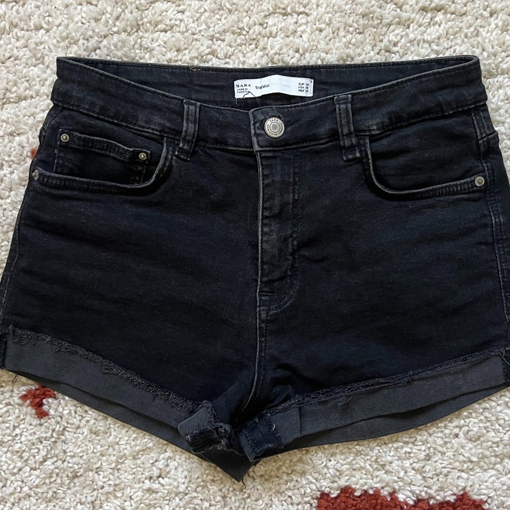 Black ZARA Shorts -- size 6